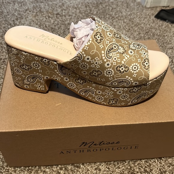 matisse x Anthropologie platform sandal - Picture 2 of 4